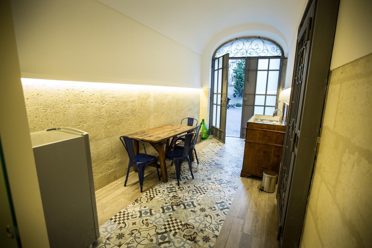Giardini 82 B&B Γκραβίνα Εξωτερικό φωτογραφία