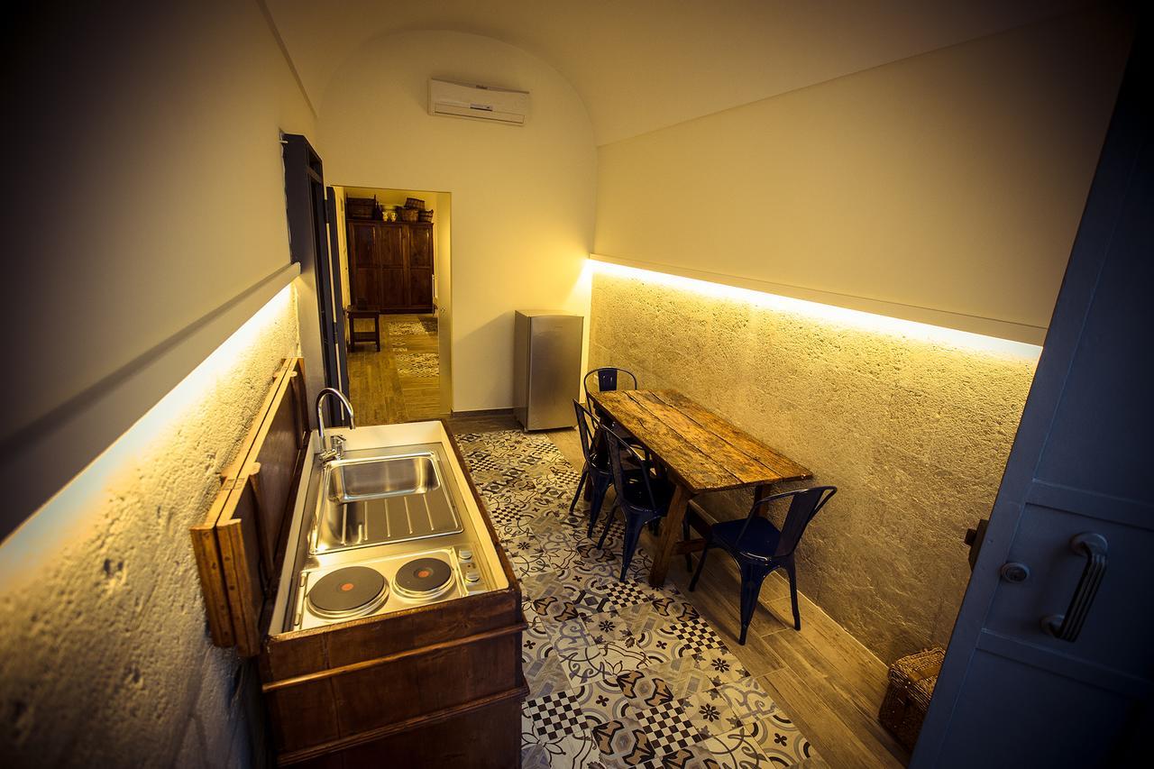 Giardini 82 B&B Γκραβίνα Εξωτερικό φωτογραφία