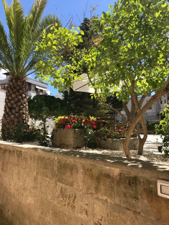 Giardini 82 B&B Γκραβίνα Εξωτερικό φωτογραφία