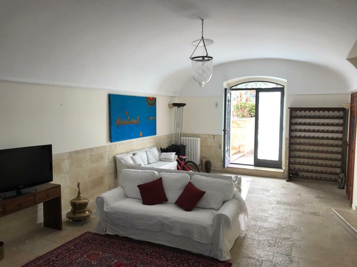Giardini 82 B&B Γκραβίνα Εξωτερικό φωτογραφία